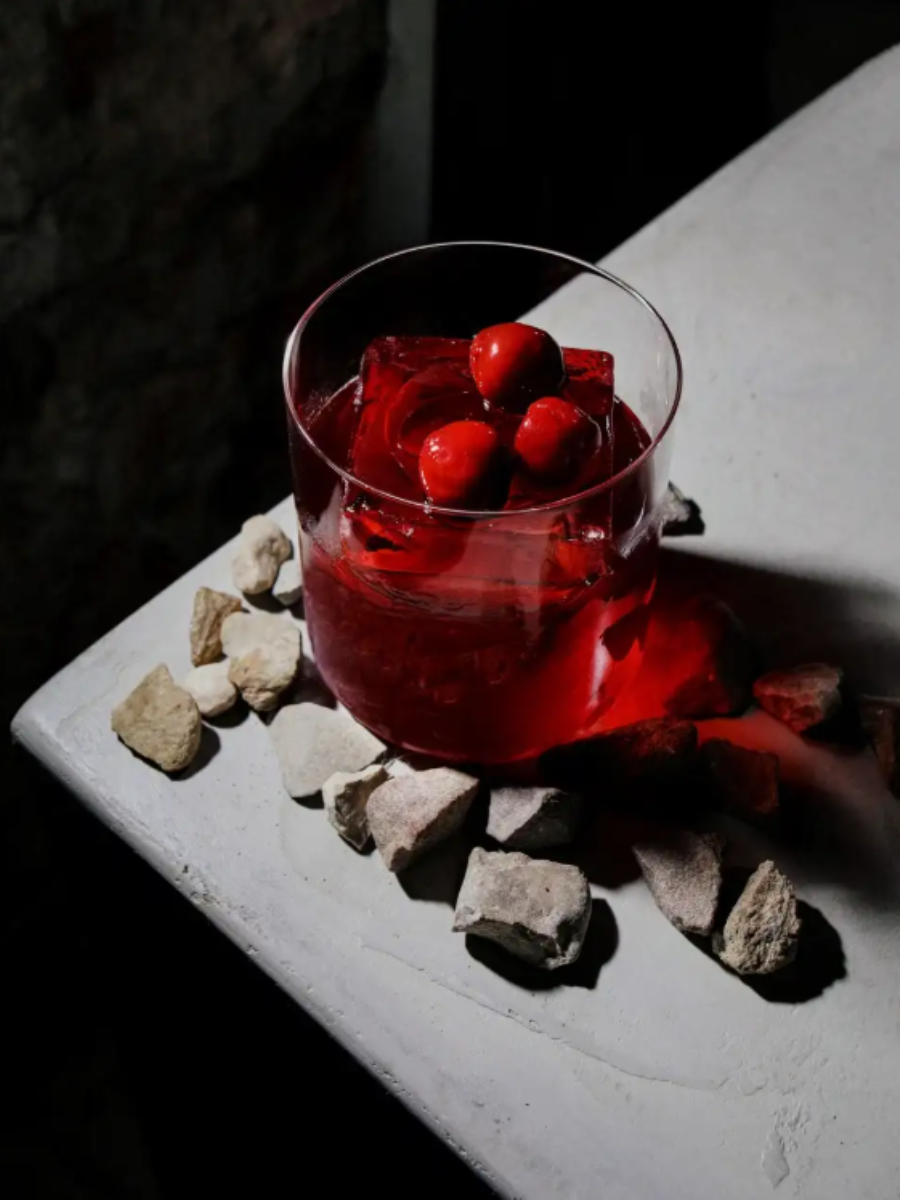 BLOODBERRY NEGRONI